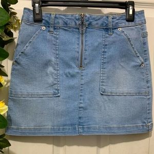 Blue spice mini jean skirt size 5